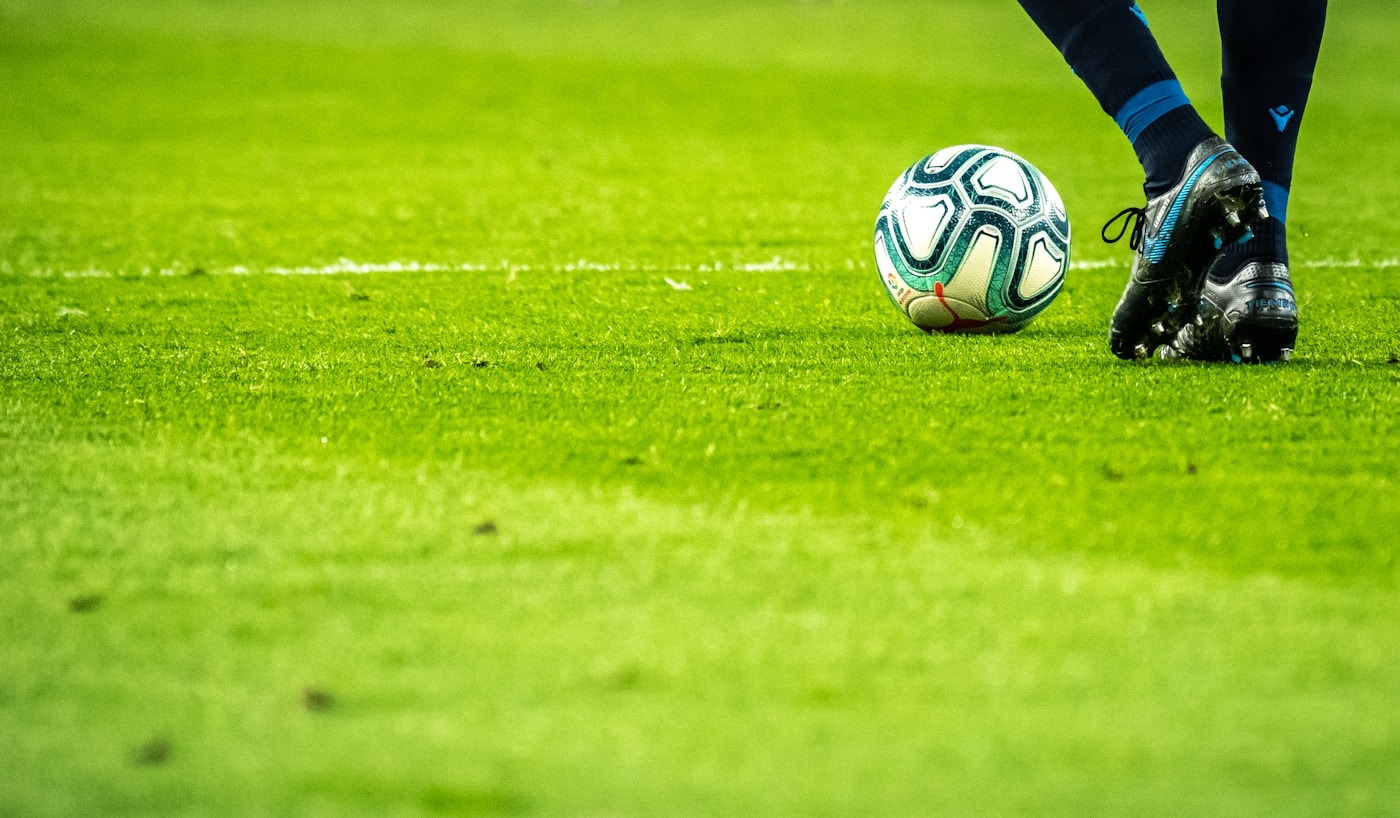Campo de futebol e experiência esportiva
